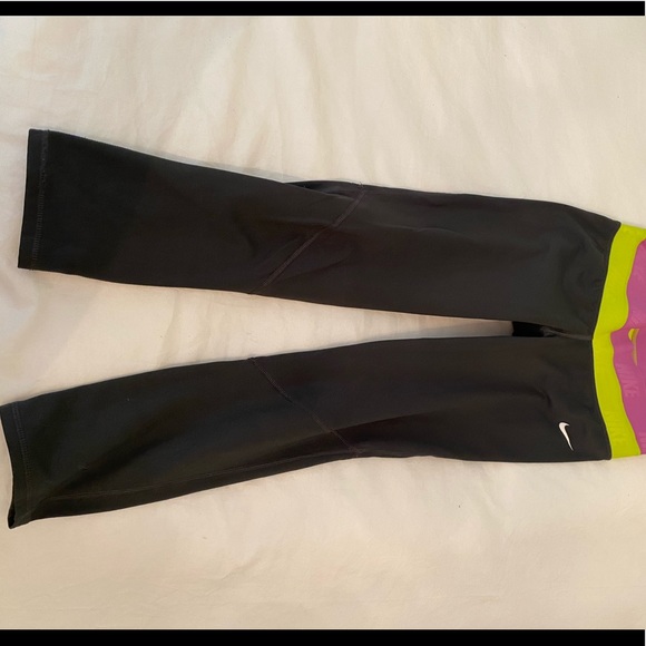 Nike cropped leggings - Picture 7 of 7